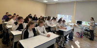 Методист Угловского межпоселенческого Дома культуры на базе средней школы №2 г. Окуловка провела для ребят 8-х классов познавательную интерактивную программу - Комитет культуры и туризма