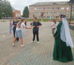 Специалист культурно-досугового центра провела игровую программу "Игры народов России"